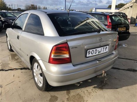 Opel Astra - 1.6 16V - 1