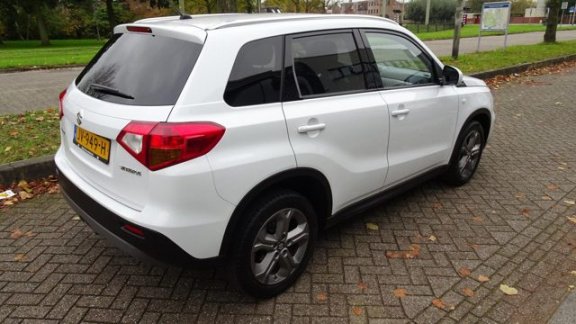 Suzuki Vitara - 1.6 Exclusive Automaat 1.6 I / navigatie - 1