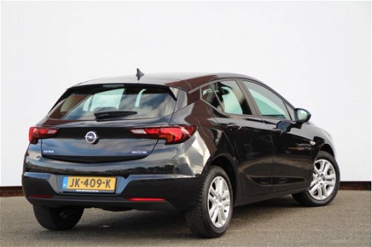 Opel Astra - 1.6 CDTI Edition Airco | Cruise | Navigatie | Parkeersensoren | LMW - 1