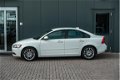 Volvo S40 - 1.6 D2 Sport / Dealer Onderhouden / Bluetooth / Cruise + Climate control - 1 - Thumbnail