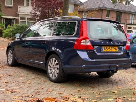 Volvo V70 - 1.6 T4 Limited Edition Navi Leer Schuif/Kanteldak - 1