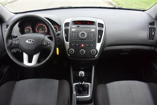 Kia Cee'd Sporty Wagon - 1.4 CVVT Comfort Pack Airco Stoelverwarming - 1