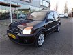 Ford Fusion - 1.6-16V Futura *AIRCONDITIONING / AUTOMAAT - 1 - Thumbnail