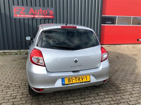 Renault Clio - 1.2 Authentique | 80.000 KM | Metallic | - 1