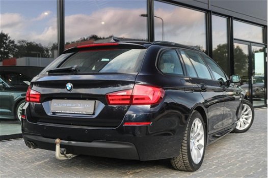 BMW 5-serie Touring - 525xd Executive M-Sport Pano Navi Xenon Elektrische Trekhaak Clima Panoramadak - 1