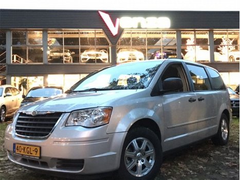 Chrysler Voyager - 3.8 V6 Business Edition Stow&Go NL-AUTO - 1