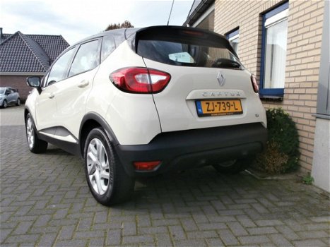 Renault Captur - 0.9 TCe Dynamique 77.000 KM AIRCO-CRUISE- NAVIGATIE- ZEER NETTE AUTO €11999.-RIJKLA - 1