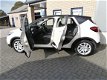 Renault Captur - 0.9 TCe Dynamique 77.000 KM AIRCO-CRUISE- NAVIGATIE- ZEER NETTE AUTO €11999.-RIJKLA - 1 - Thumbnail