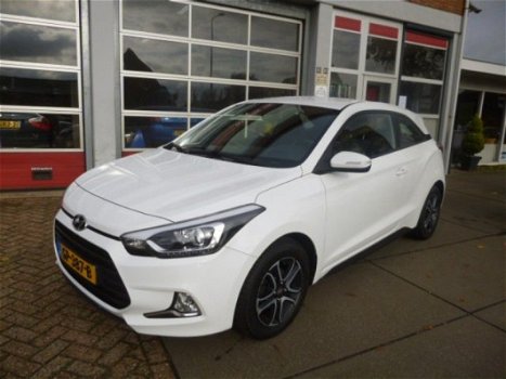 Hyundai i20 - COUPÉ 1.2 HP I-MOTION COMFORT CLIMA/CRUISE/PDC/ Lane Assist - 1