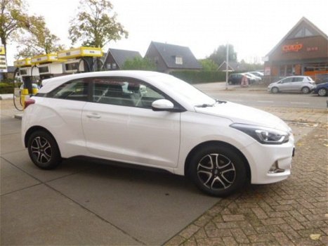 Hyundai i20 - COUPÉ 1.2 HP I-MOTION COMFORT CLIMA/CRUISE/PDC/ Lane Assist - 1