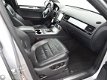 Volkswagen Touareg - 3.0 TDI Highline NETTE AUTO - 1 - Thumbnail