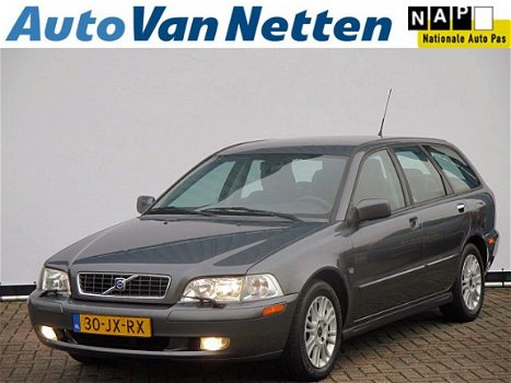 Volvo V40 - 1.8 16v 122pk, EUROPA uitv., Airco, Lmv, Cruise, Stoelverwarming, trekhaak - 1