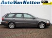 Volvo V40 - 1.8 16v 122pk, EUROPA uitv., Airco, Lmv, Cruise, Stoelverwarming, trekhaak - 1 - Thumbnail