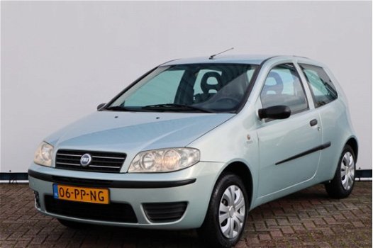 Fiat Punto - 1.2i 60pk, Sound uitv., Airco, cpv, Elek pakket, St.bekrachtiging, radio/cd - 1