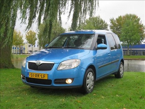 Skoda Roomster - 1.4-16V Style AIRCO CRUISE *NL-AUTO - 1