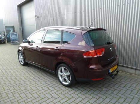 Seat Altea XL - 1.6 Stylance /Airco/Audio/LMV/Navi - 1