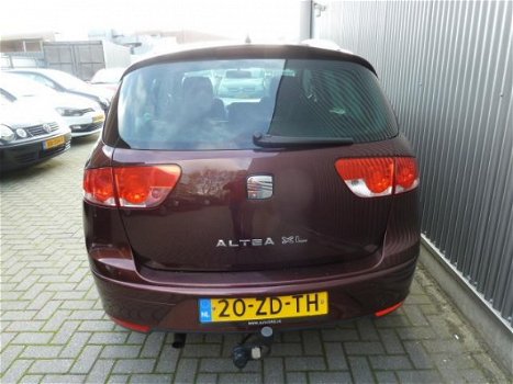 Seat Altea XL - 1.6 Stylance /Airco/Audio/LMV/Navi - 1