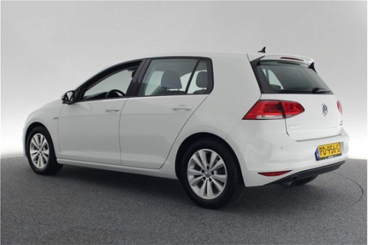 Volkswagen Golf - 1.0 TSI 115 PK Comfortline NAVI / CLIMA / PDC - 1