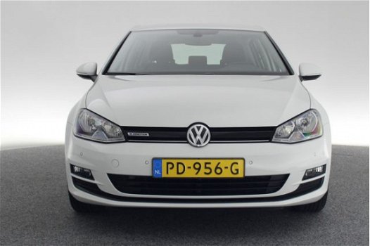 Volkswagen Golf - 1.0 TSI 115 PK Comfortline NAVI / CLIMA / PDC - 1