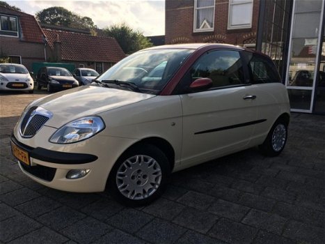 Lancia Y(psilon) - 1.2 Argento B-Colore Airco, Radio/CD, NAP en Nieuwe APK - 1