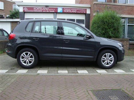 Volkswagen Tiguan - 1.4 TSI Comfort&Design Edition - 1