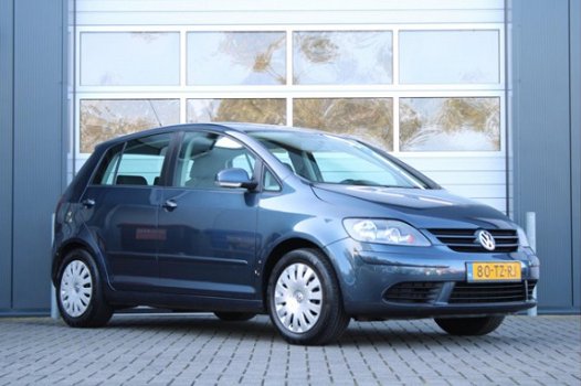 Volkswagen Golf Plus - 1.4 Optive 3 Airco/Cruise/Elek.Ramen/C.V./Trekhaak/Dealeronderhouden/APK:2020 - 1