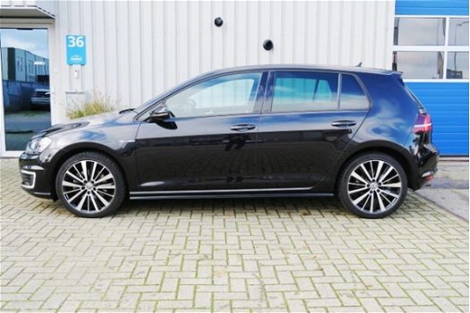 Volkswagen Golf - 1.4 TSI GTE *LAGE BIJTELLING TOT 07-2021*Leer Int.*BTW Auto - 1