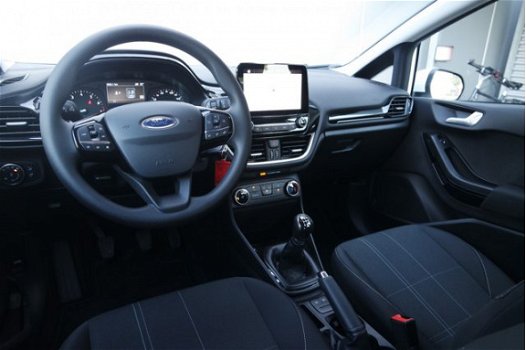 Ford Fiesta - Trend 1.1 85pk Navigatie | Parkeersensoren achter | Cruise control | Lane-Keeping Syst - 1