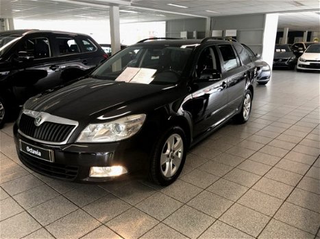 Skoda Octavia Combi - 1.2 TSI Elegance- Aantrekkelijke kilometerstand - 1