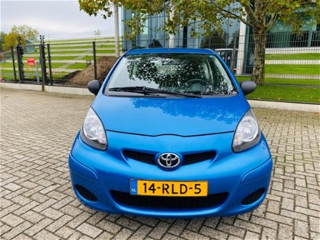 Toyota Aygo - 1.0-12V Now 1e eigenaar* Dealeronderhouden, AIRCO - 1