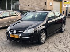 Volkswagen Jetta - 1.6 FSI Comfortline