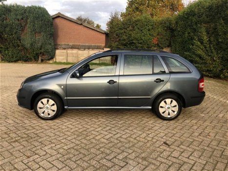 Skoda Fabia Combi - 1.4-16V Equipe Nieuw Apk, Airco, - 1