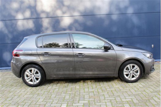 Peugeot 308 - 1.2 110pk EXE Navi/Parkeersensoren - 1