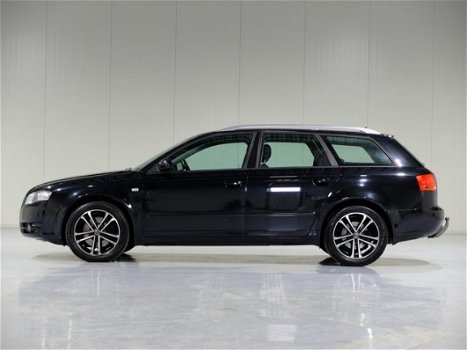 Audi A4 Avant - 2.5 TDI Pro Line *Klimaatreg.*Parkeersens.*Cruisecontr - 1
