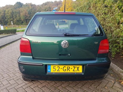 Volkswagen Polo - 1.4-16V Trendline APK t/m 19-11-2020 - 1