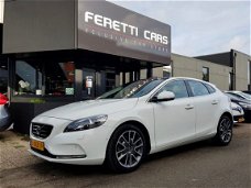 Volvo V40 - 2.0 D4 SUMMUM PANODAK LEDER NAVI XENON CAMERA 6VERSN LMV PDC