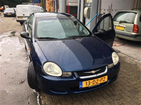 Chrysler Neon - 2.0i 16V SE - 1