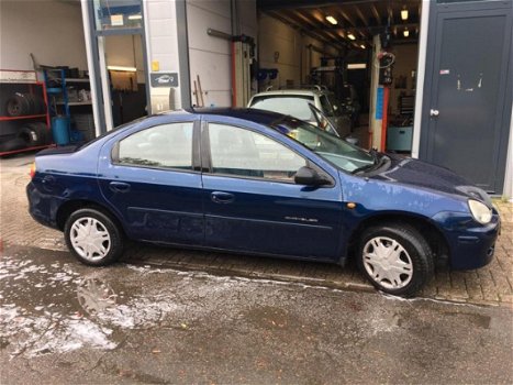 Chrysler Neon - 2.0i 16V SE - 1