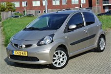 Toyota Aygo - 1.0-12V + SPORT|5DRS|ALCANTARA/LEER|AIRCO|NAP|SPORTVELGEN|ELEKTR.PAKKET