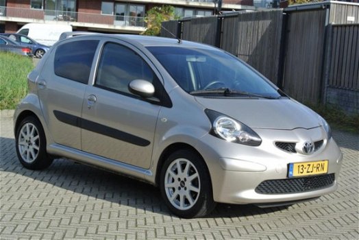 Toyota Aygo - 1.0-12V + SPORT|5DRS|ALCANTARA/LEER|AIRCO|NAP|SPORTVELGEN|ELEKTR.PAKKET - 1