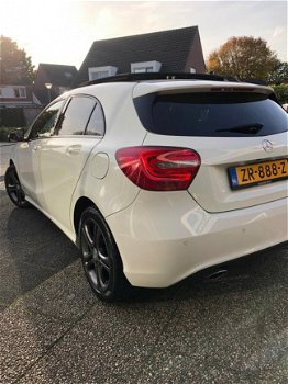 Mercedes-Benz A-klasse - 180 Prestige AUTOMAAT/PANO/VOLL - 1