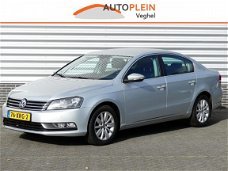 Volkswagen Passat - 1.4 TSI Executive Automaat DSG, 70.800km, Navi