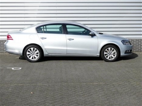 Volkswagen Passat - 1.4 TSI Executive Automaat DSG, 70.800km, Navi - 1