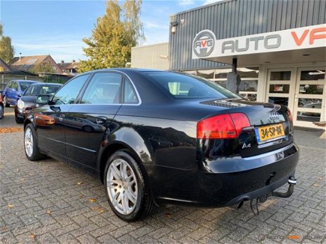 Audi A4 - 1.6 Pro Line*Navi*LMV*ECC*CRUISE*NAP - 1