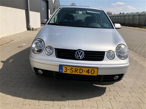 Volkswagen Polo - 1.4-16V Trendline Airco, Elek ramen, elek buitenspiegels verstelbaar, Apk, .... et - 1