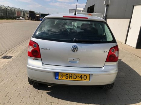 Volkswagen Polo - 1.4-16V Trendline Airco, Elek ramen, elek buitenspiegels verstelbaar, Apk, .... et - 1