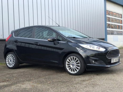 Ford Fiesta - 1.5 TDCi Titanium Lease ACHTERUIT CAM, NAVI , PDC, DEALER ONDERHOUDEN, EERSTE EIGENAAR - 1