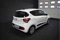 Hyundai i10 - 1.0i i-Drive , NAVI, Airco, PDC, 5DR, NIEUWSTAAT - 1 - Thumbnail