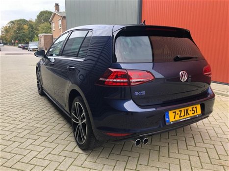 Volkswagen Golf - 1.4 TSI GTE - 1