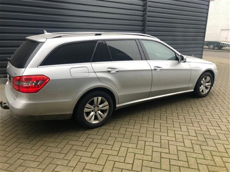 Mercedes-Benz E-klasse Estate - 200 CDI Premium Edition - 1